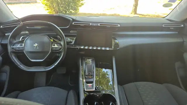Peugeot 508 view 11