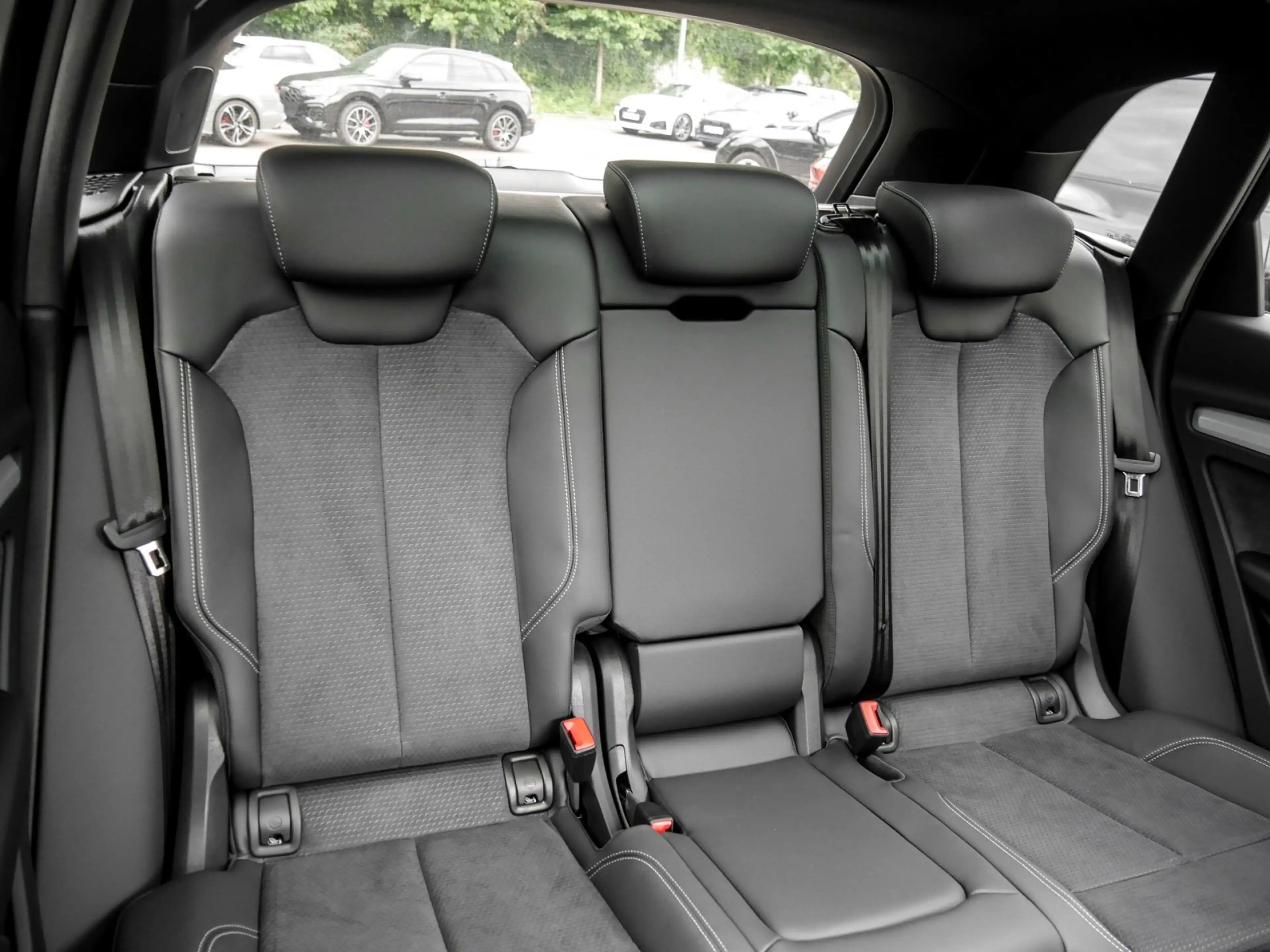 Audi Q5 40 Qu. S LINE PANO B&O AHK ALU20 KAMERA — photo 7