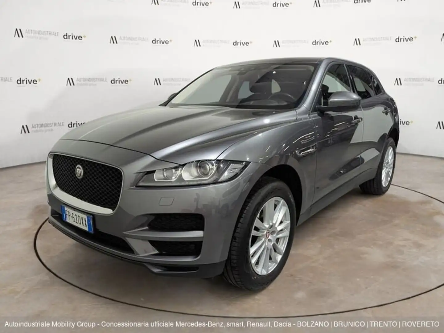 Jaguar F-Pace 2.0 D 180 CV AWD  20D TURBO PURE AUTOMATIC Grigio - 1