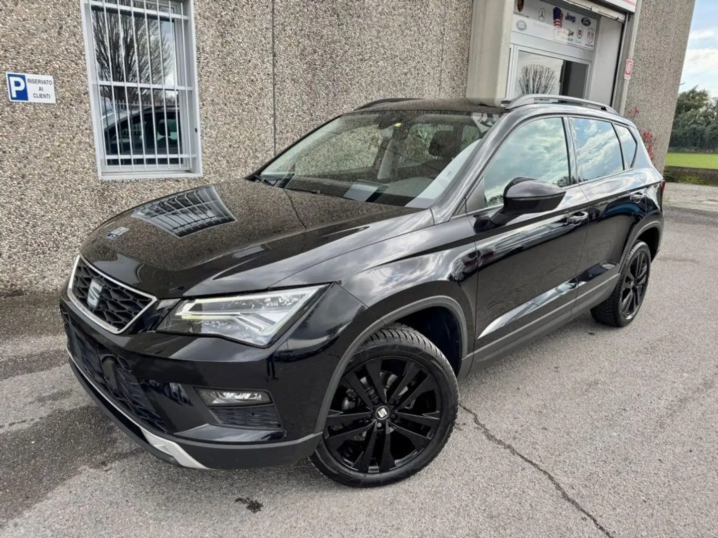 SEAT Ateca 1.6 TDI DSG Black Edition "TELECAMERA"NAVI"FULL!" Grigio - 2