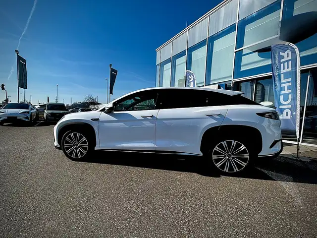 BYD Sealion 7 Excellence AWD 91.5 kWh 530PS LEASING AKTION Ansicht 4