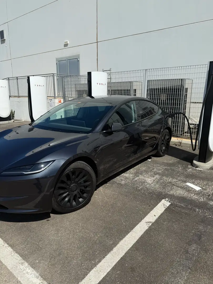 Tesla Model 3 Long Range Dual Motor awd Grigio - 2