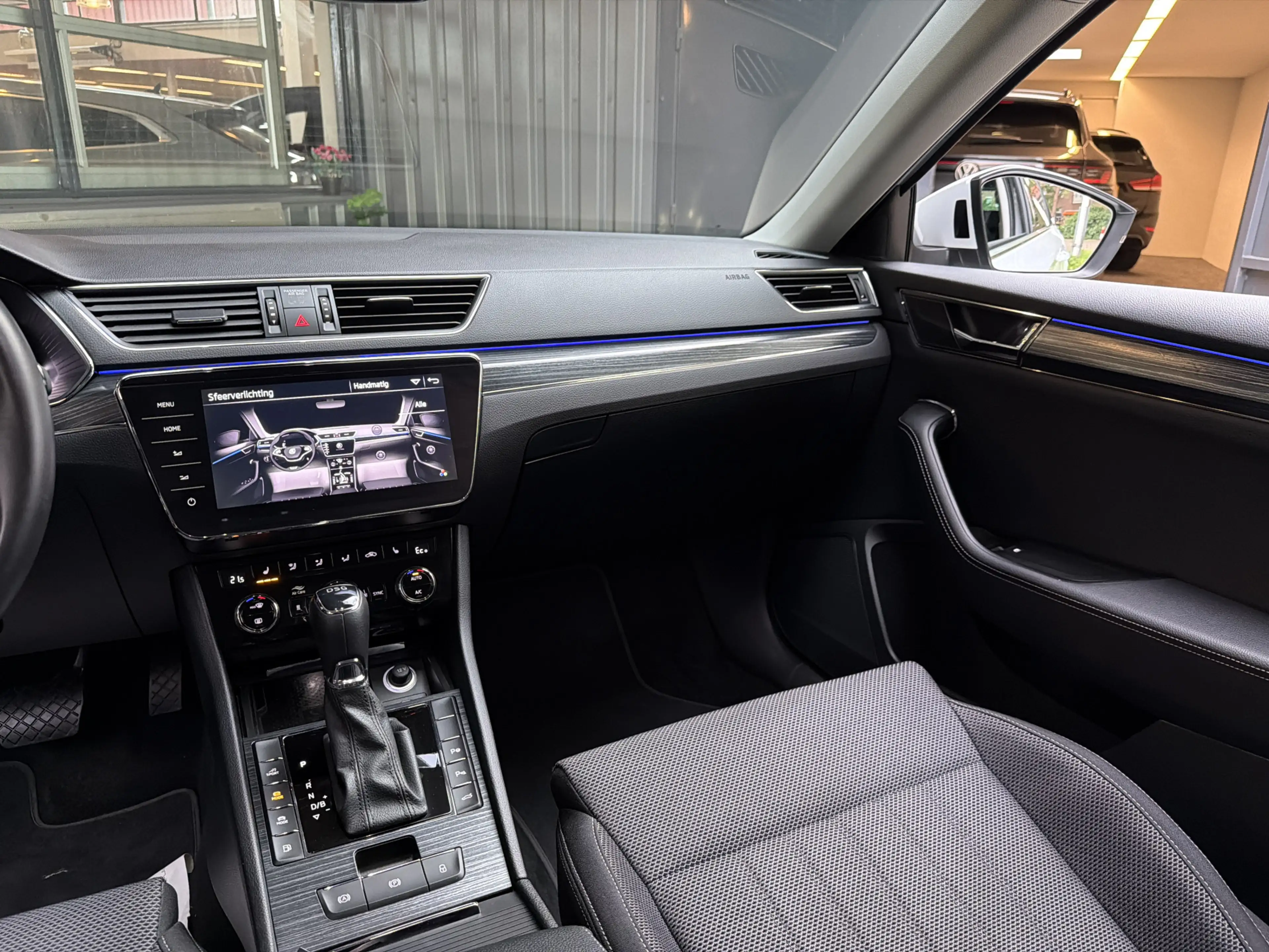 Skoda Superb Combi TSI iV 218PK HYBIRDE DSG STYLE VIRTUAL/CAMER — photo 48