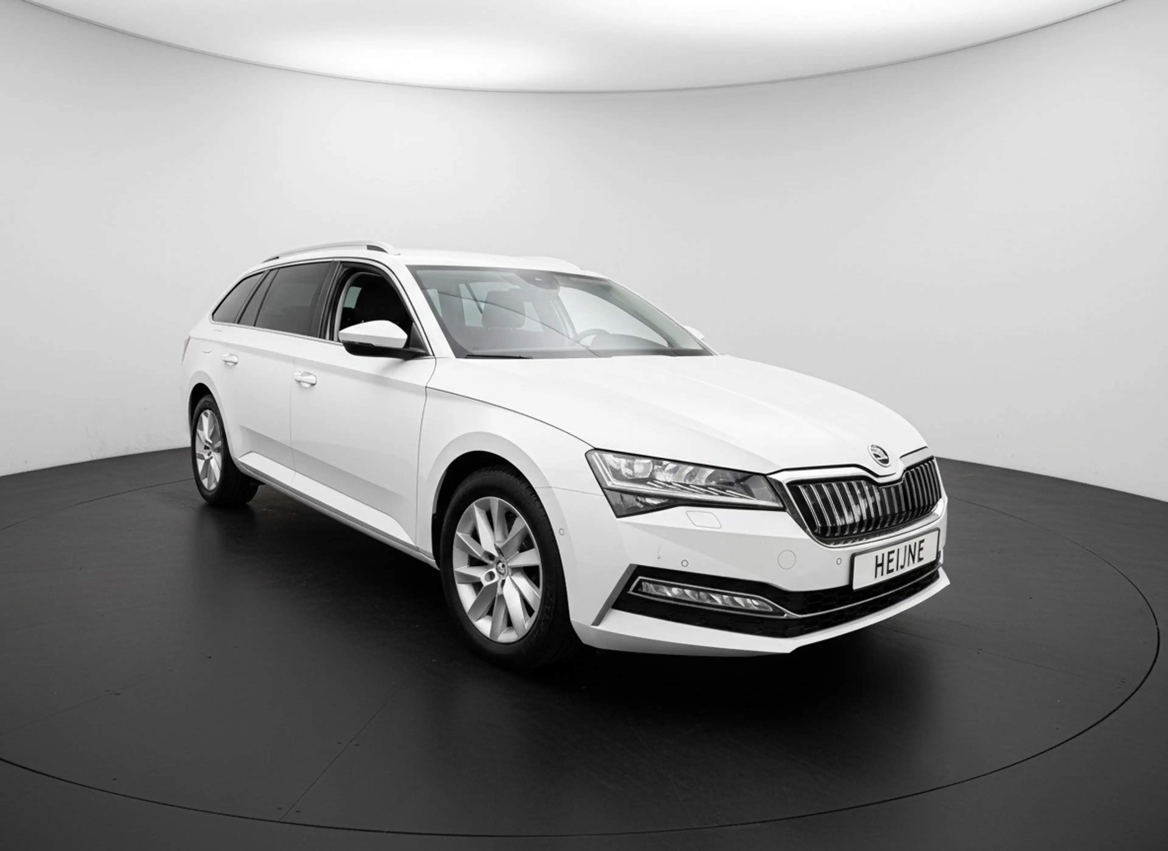 Skoda Superb Combi TSI iV 218PK HYBIRDE DSG STYLE VIRTUAL/CAMER — photo 8