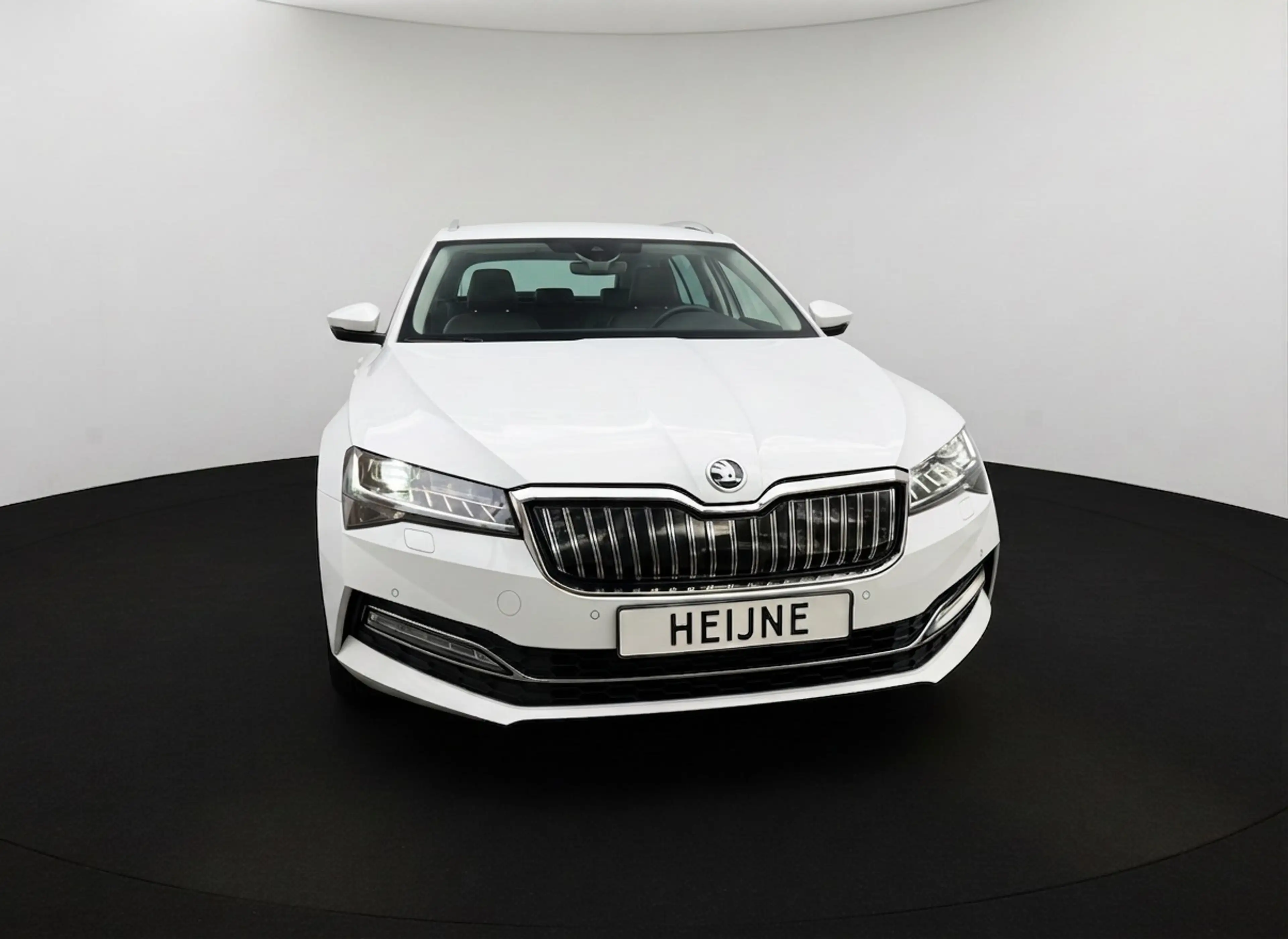 Skoda Superb Combi TSI iV 218PK HYBIRDE DSG STYLE VIRTUAL/CAMER — photo 6
