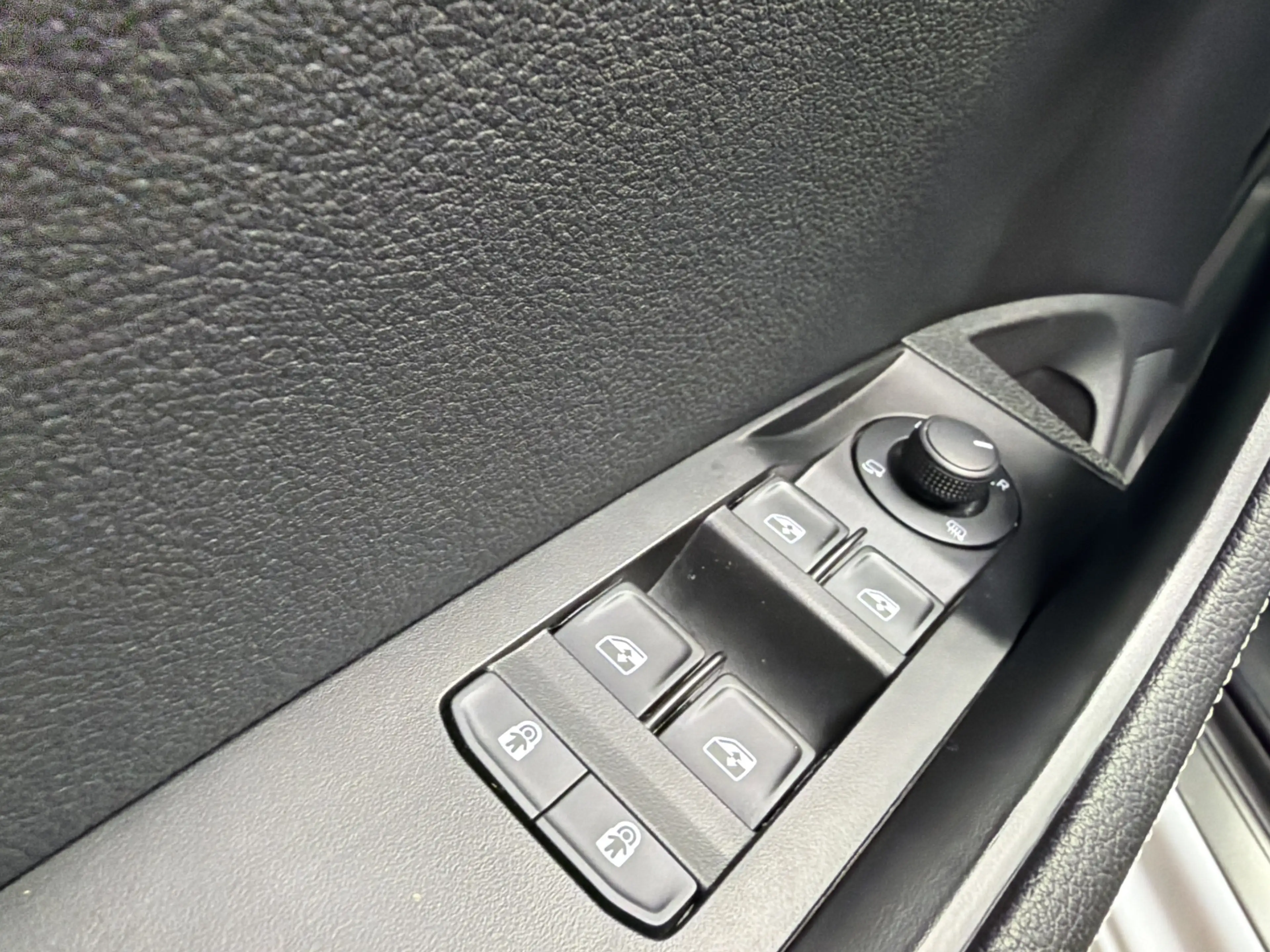 Skoda Superb Combi TSI iV 218PK HYBIRDE DSG STYLE VIRTUAL/CAMER — photo 40