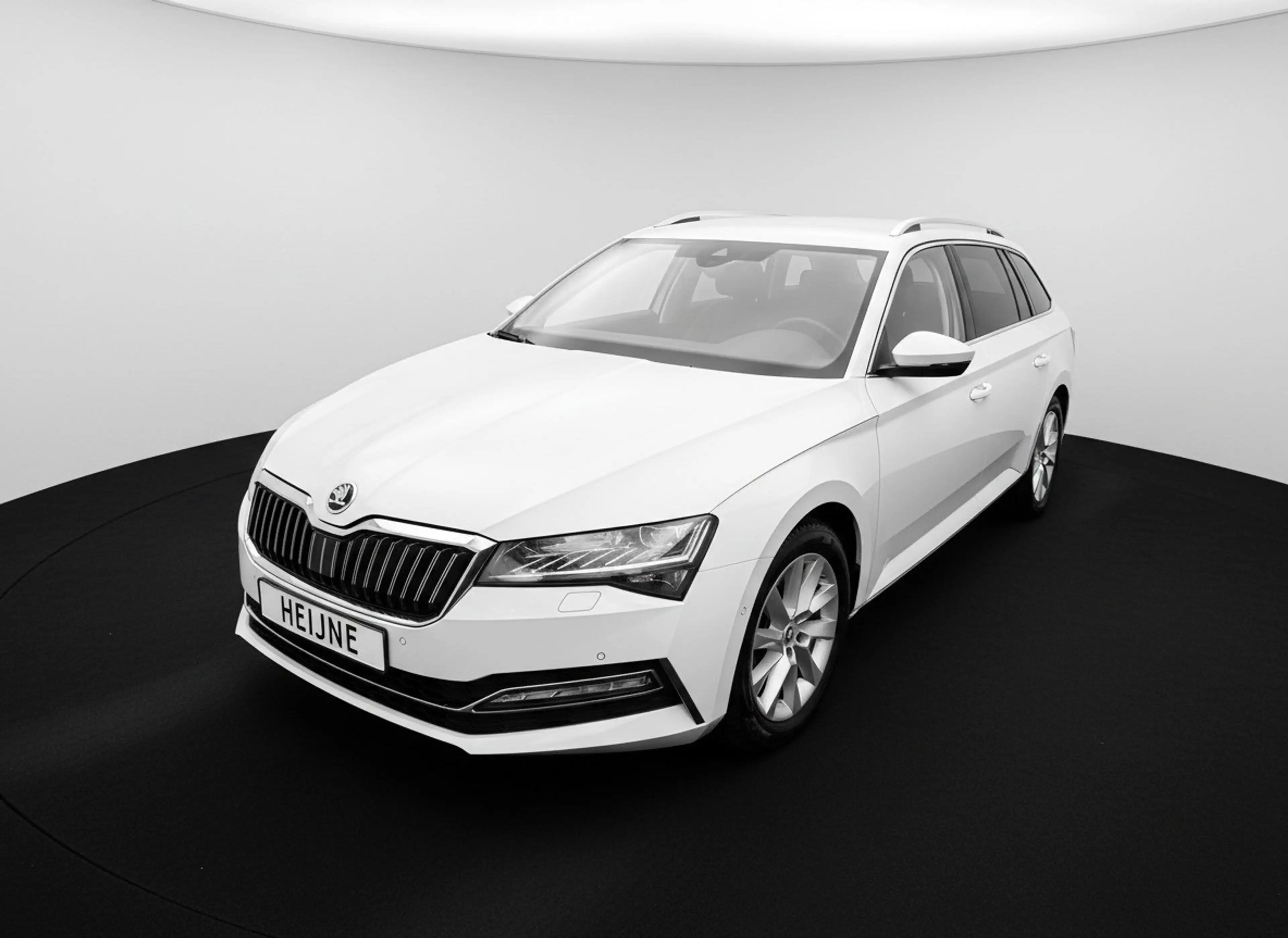Skoda Superb Combi TSI iV 218PK HYBIRDE DSG STYLE VIRTUAL/CAMER — photo 2
