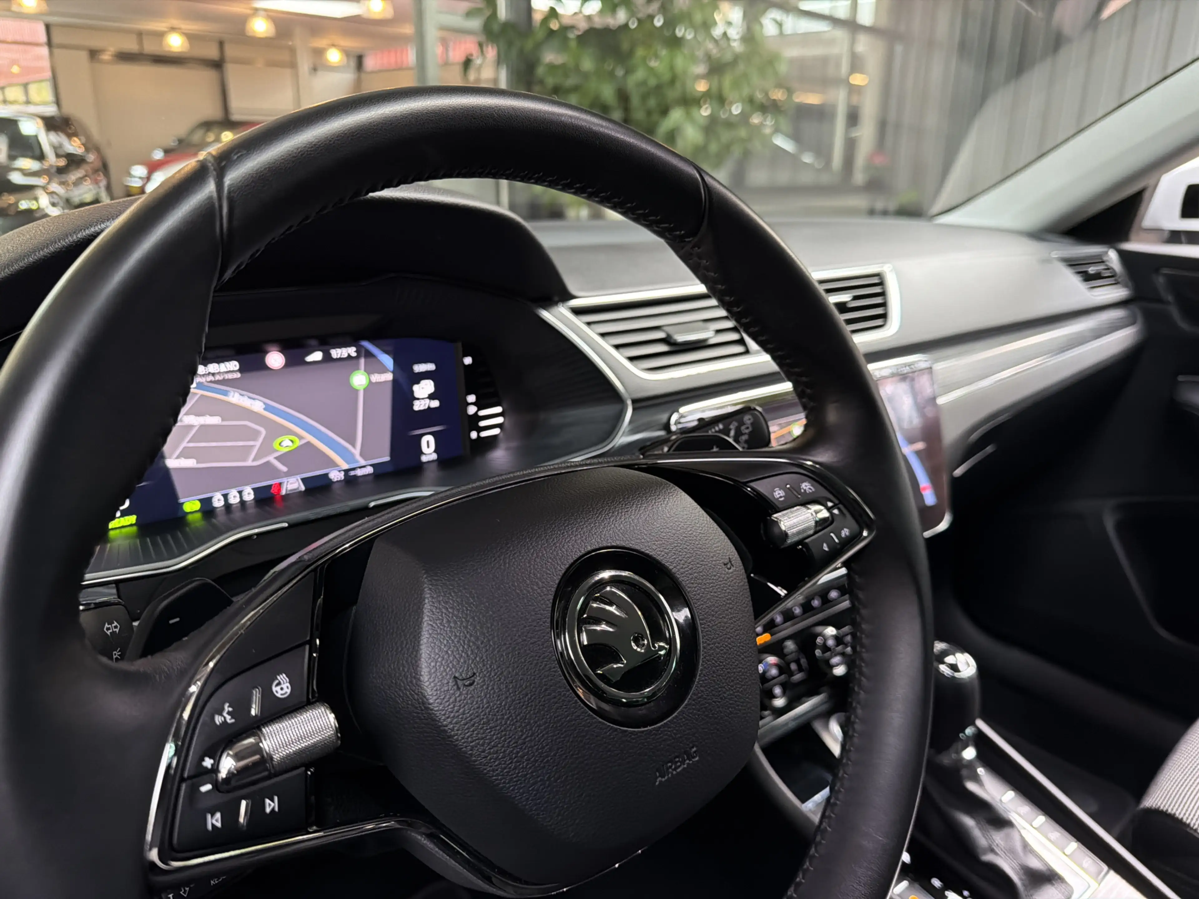 Skoda Superb Combi TSI iV 218PK HYBIRDE DSG STYLE VIRTUAL/CAMER — photo 16