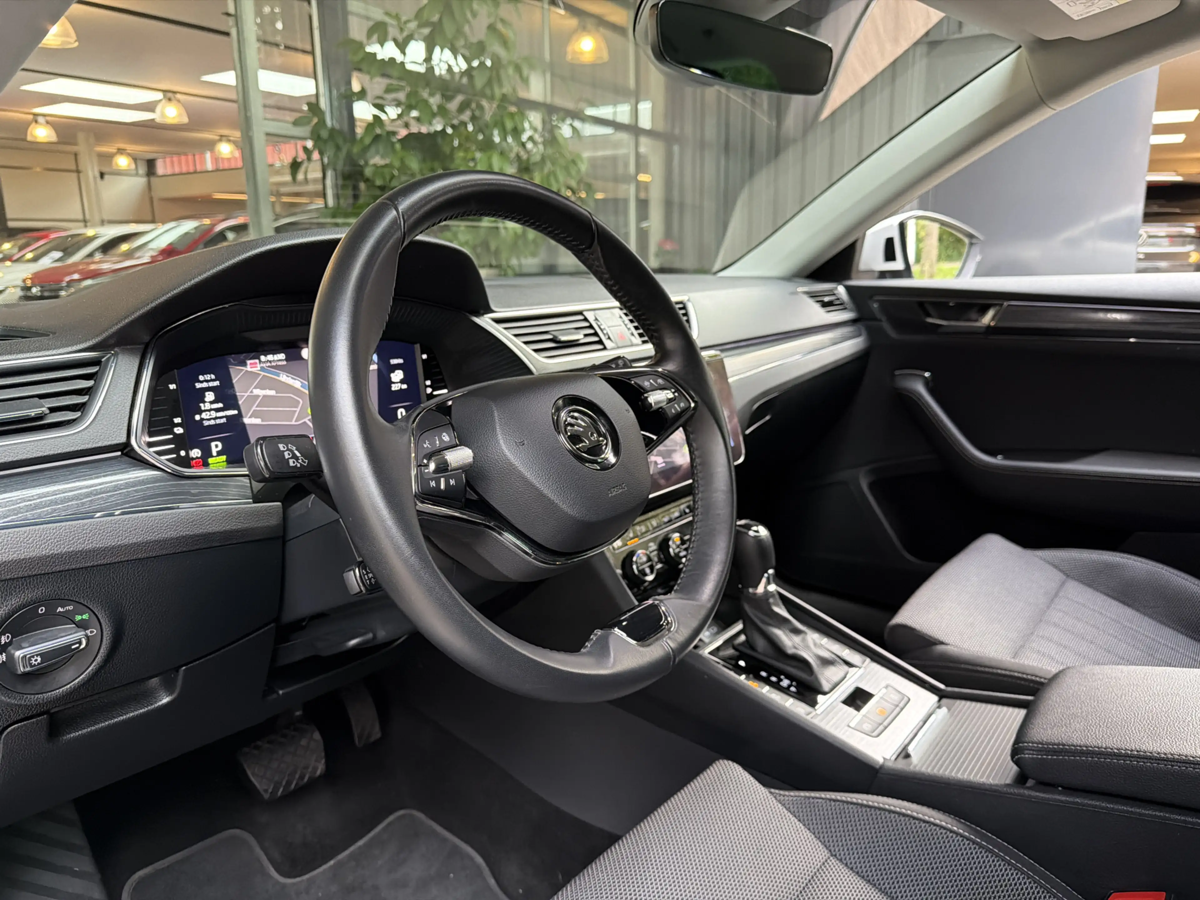 Skoda Superb Combi TSI iV 218PK HYBIRDE DSG STYLE VIRTUAL/CAMER — photo 20