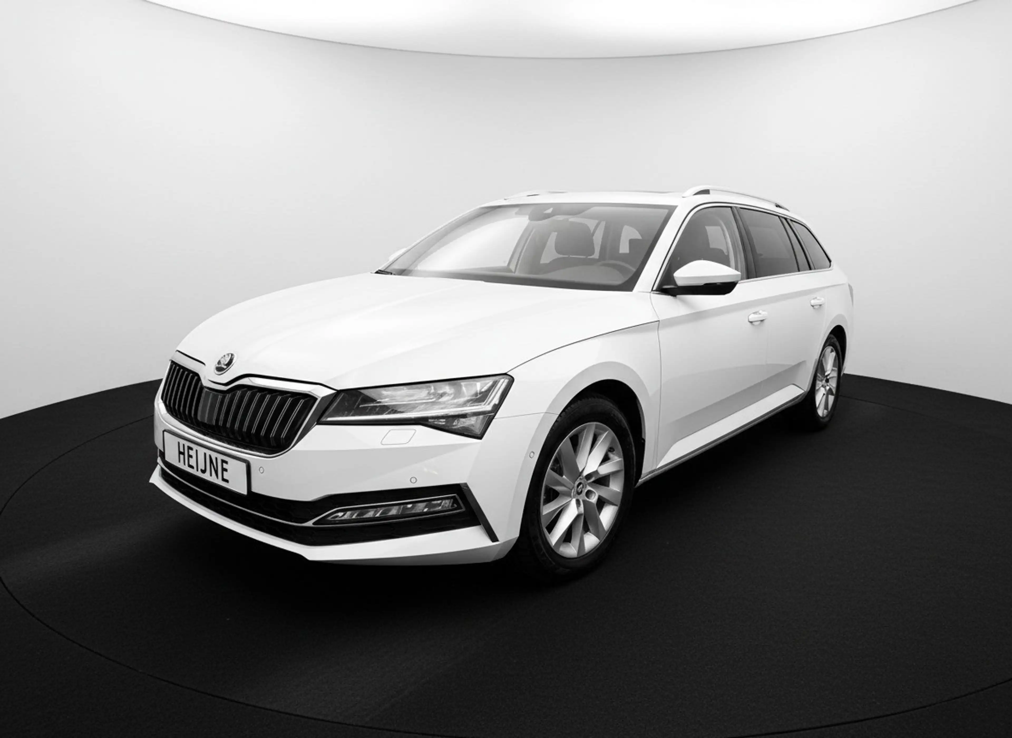 Skoda Superb Combi TSI iV 218PK HYBIRDE DSG STYLE VIRTUAL/CAMER — photo 47