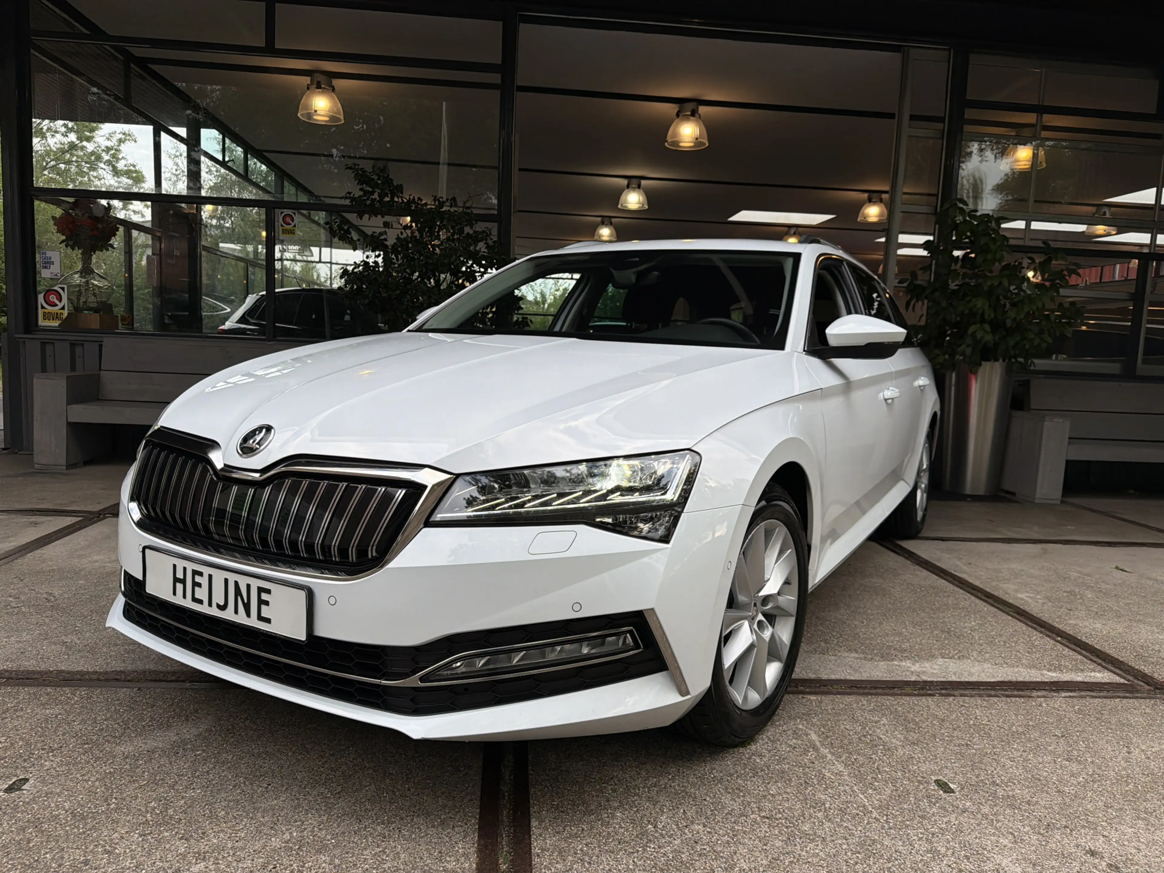 Skoda Superb Combi TSI iV 218PK HYBIRDE DSG STYLE VIRTUAL/CAMER — photo 21