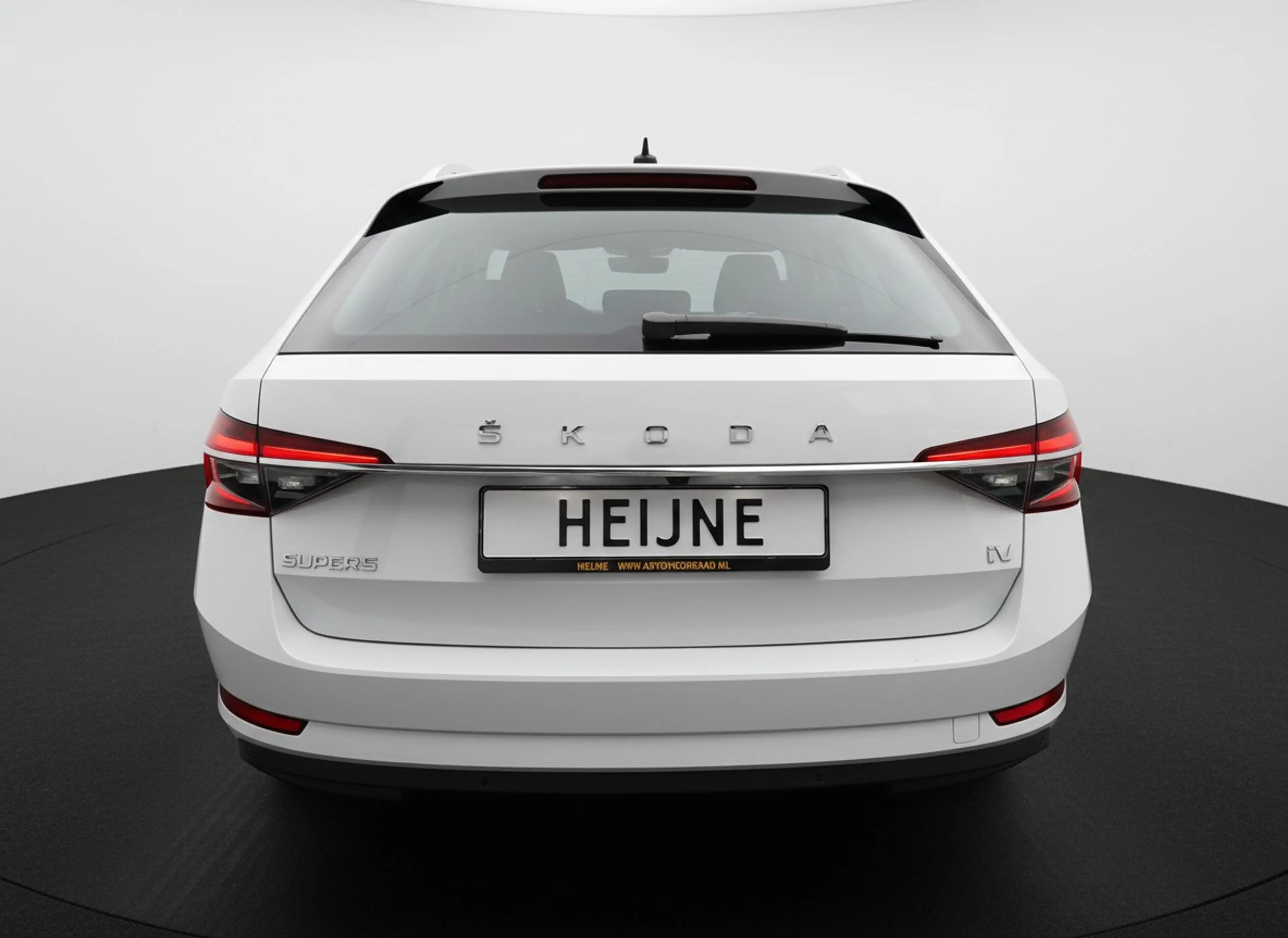 Skoda Superb Combi TSI iV 218PK HYBIRDE DSG STYLE VIRTUAL/CAMER — photo 11