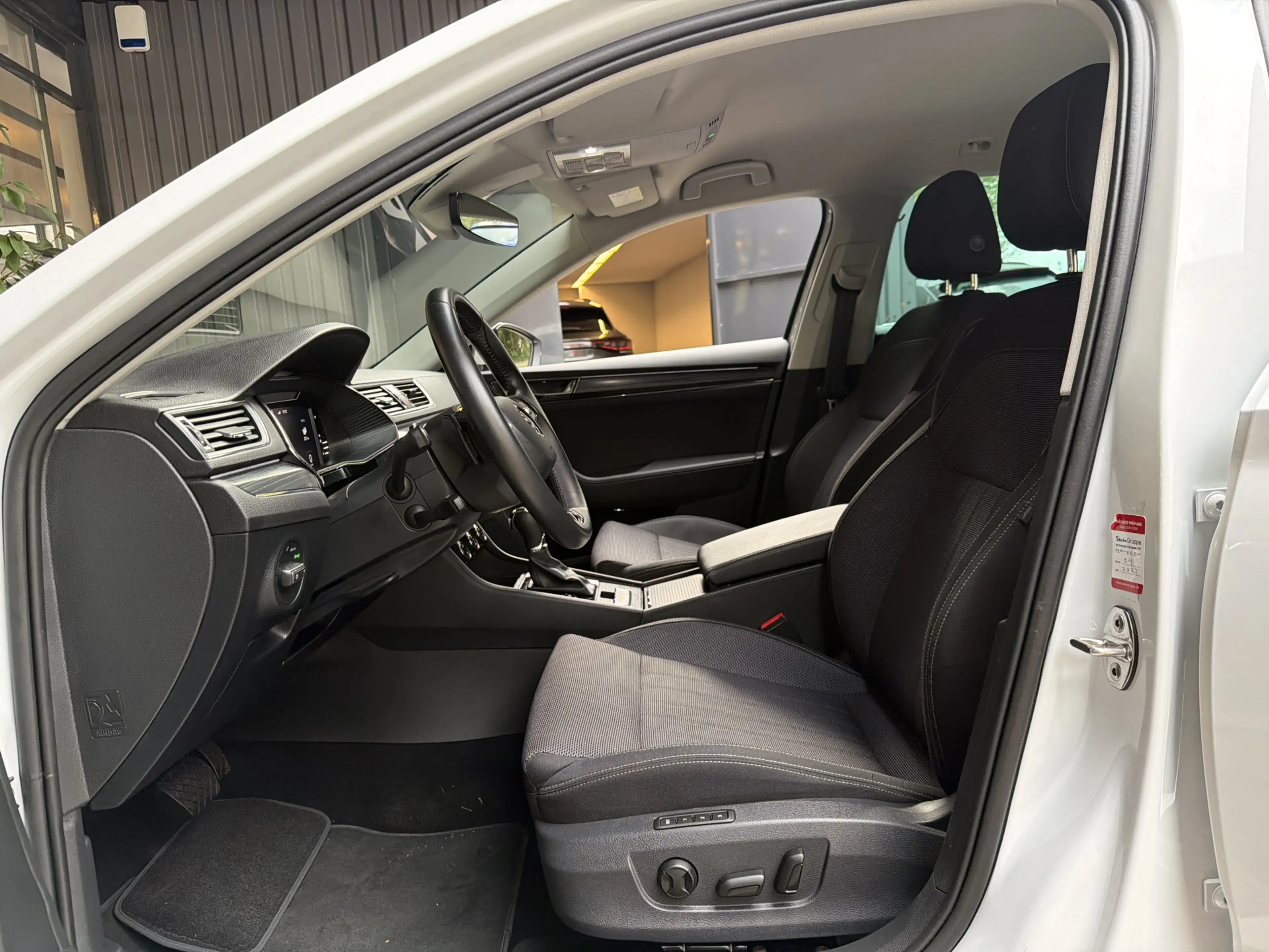 Skoda Superb Combi TSI iV 218PK HYBIRDE DSG STYLE VIRTUAL/CAMER — photo 18