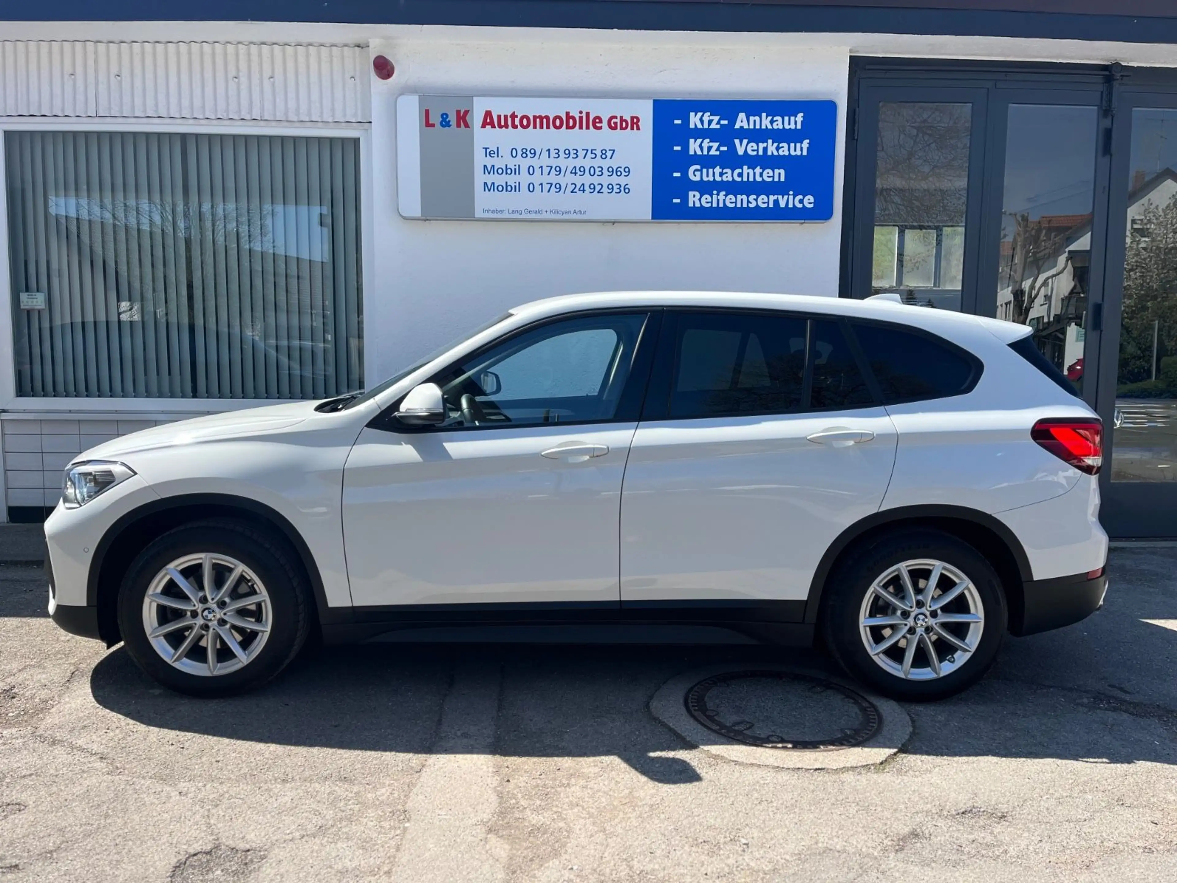 BMW X1 xDrive 18d Aut. Navi+LED+DrivAss+R-Kamera — photo 4