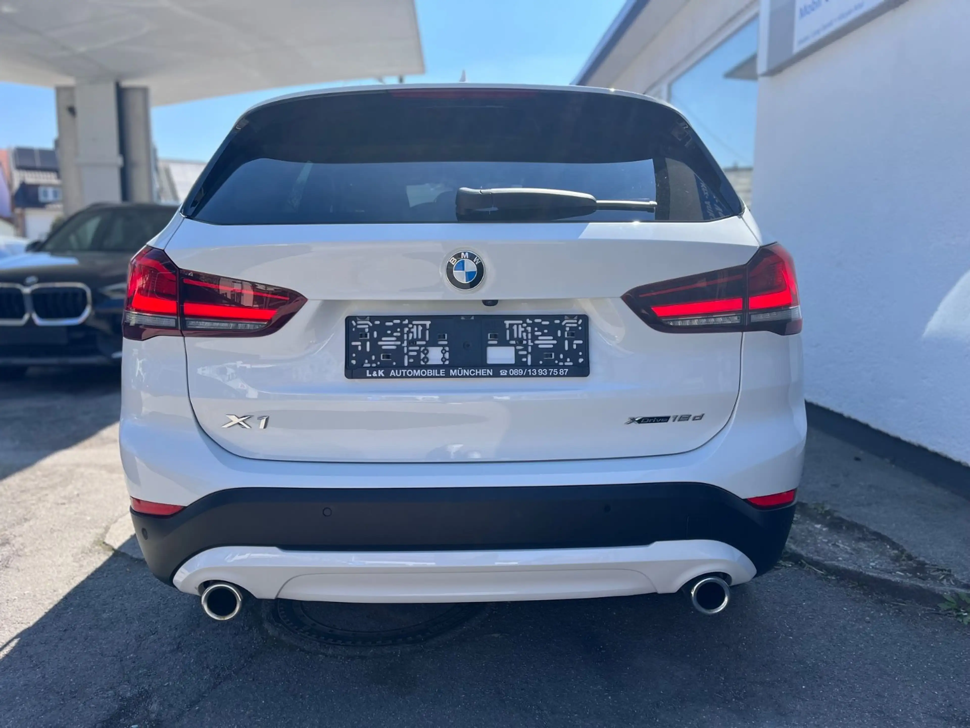 BMW X1 xDrive 18d Aut. Navi+LED+DrivAss+R-Kamera — photo 6