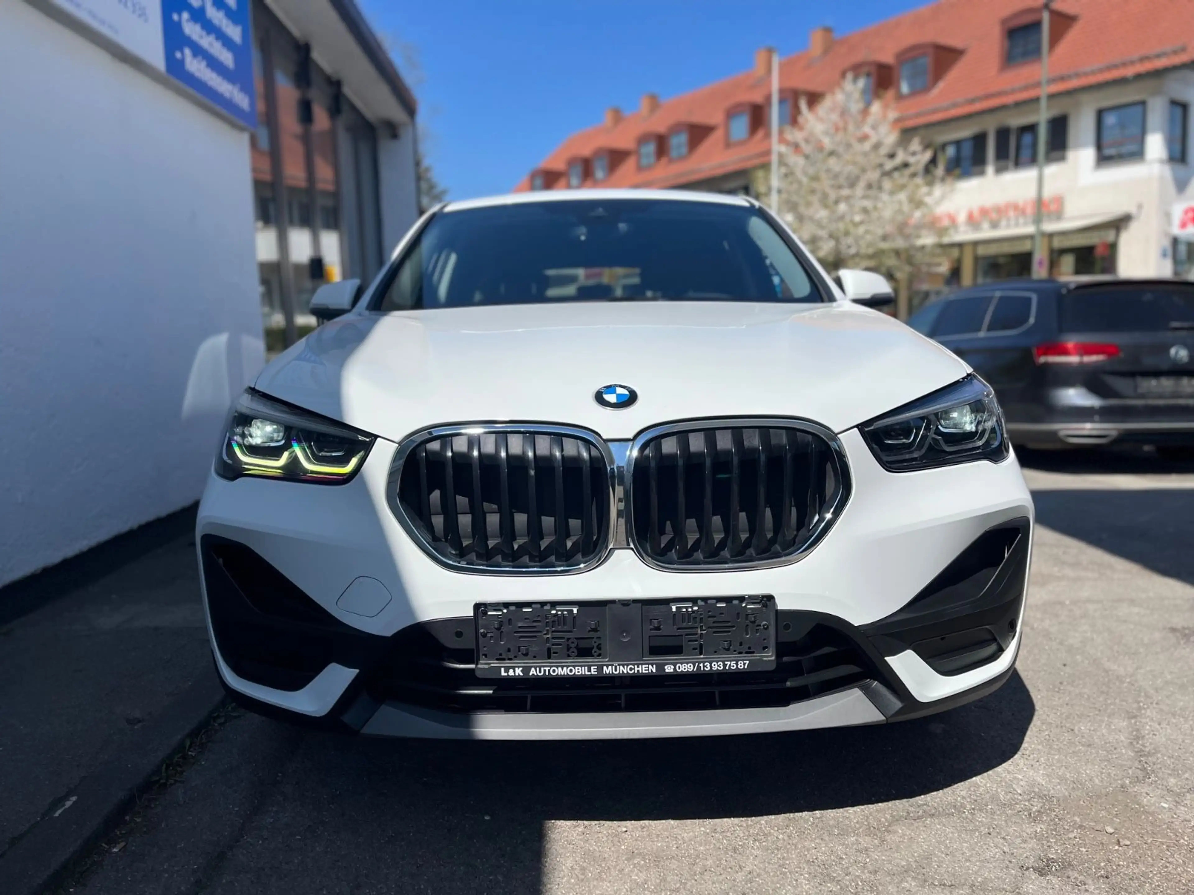BMW X1 xDrive 18d Aut. Navi+LED+DrivAss+R-Kamera — photo 2