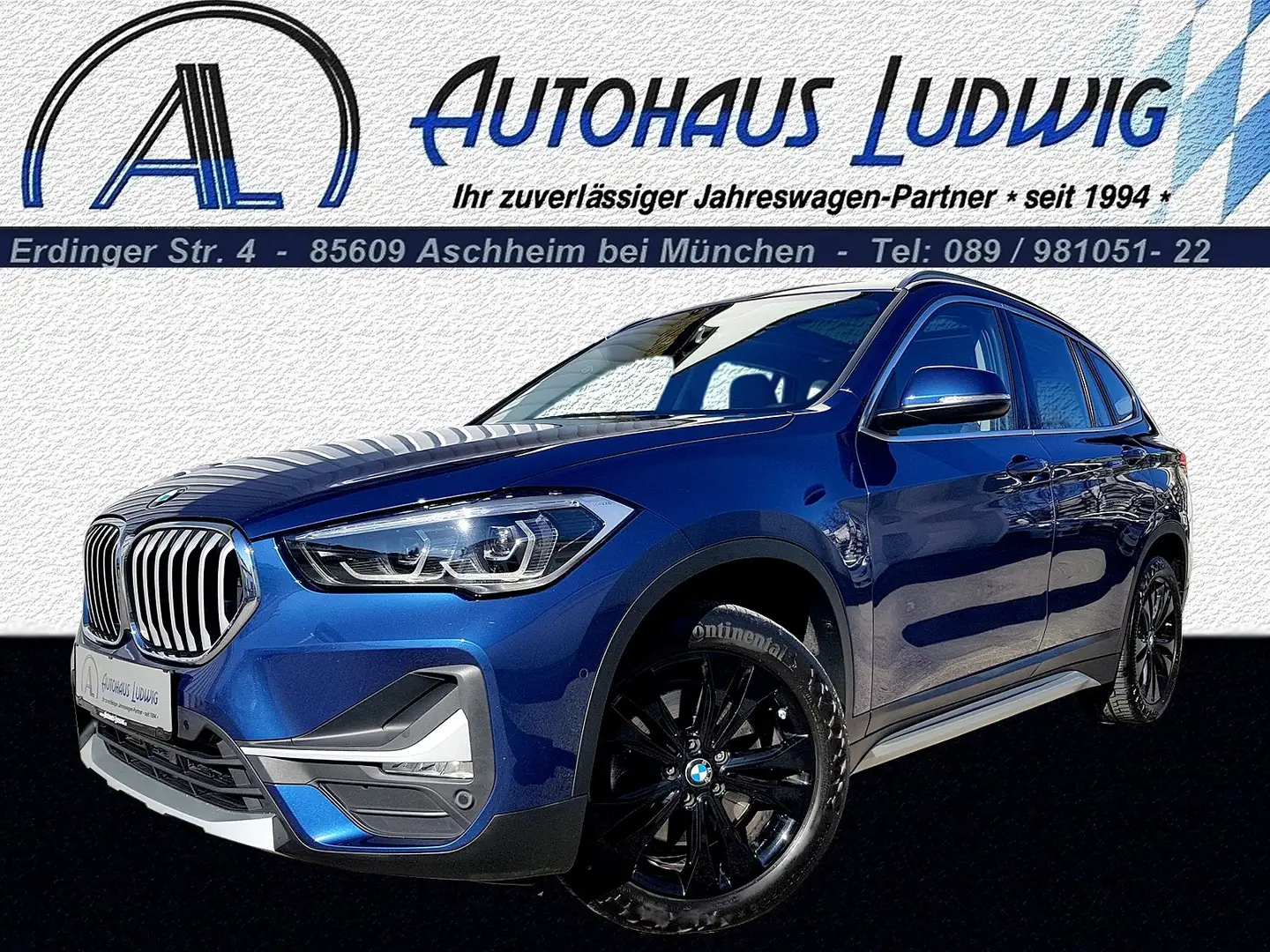 BMW X1 xDrive20d Aut*X-Line*Panorama*DrivProfessional*AHK Blauw - 1