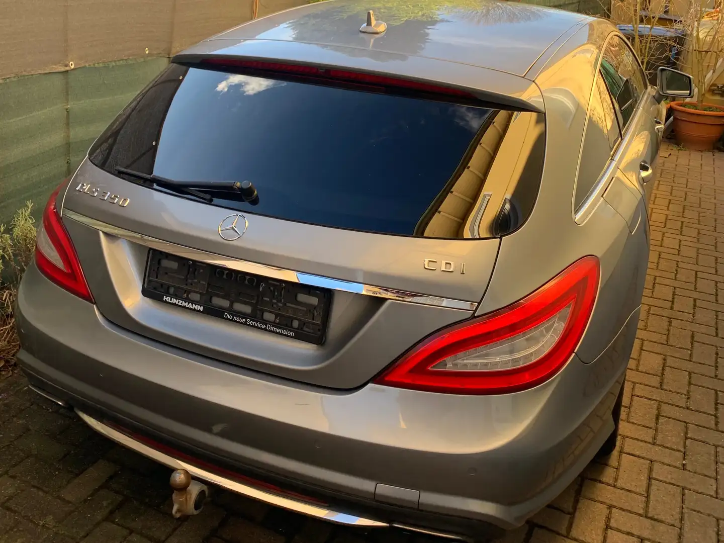 Mercedes-Benz CLS 350 CLS Shooting Brake 350 CDI 7G-TRONIC Edition 1 Silber - 2