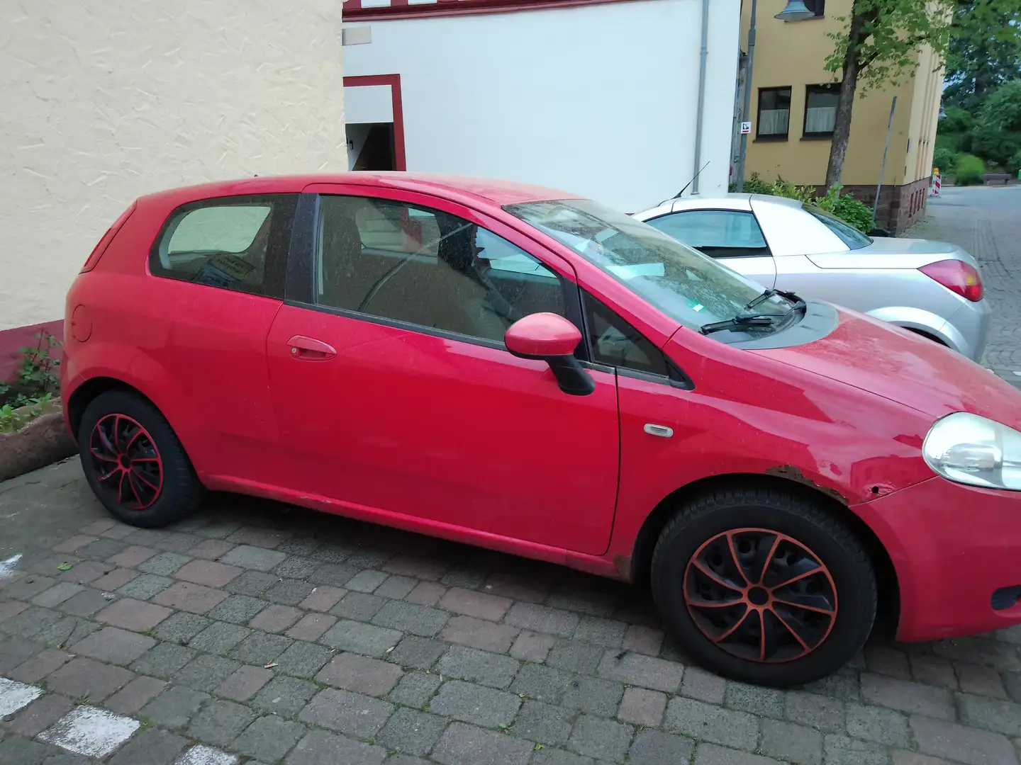 Fiat Grande Punto Grande Punto 1.4 16V Active Rouge - 2