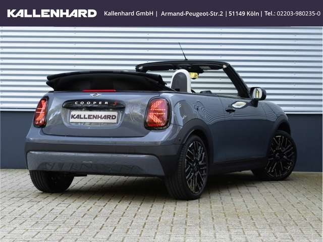 MINI Cooper S Cabrio Favoured-XL Paket-ACC-HUD-Memory