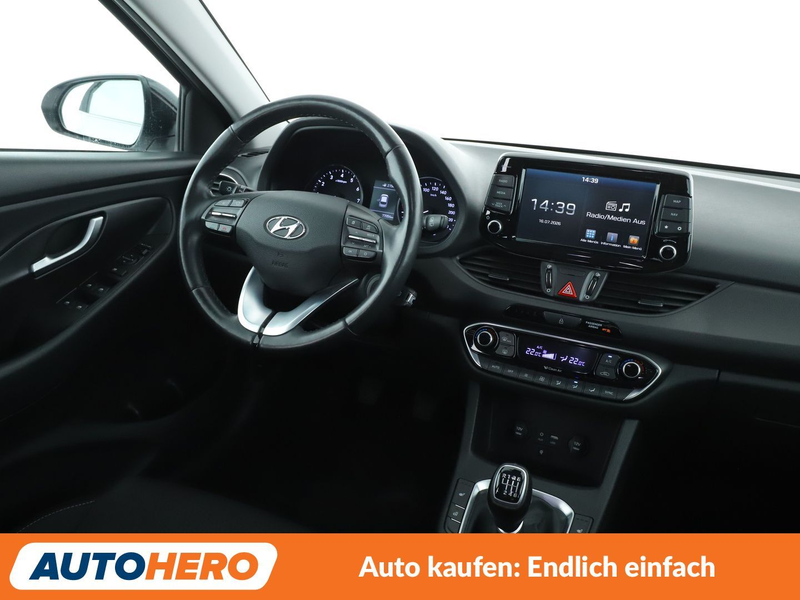 Hyundai i30 1.0 TGDI Intro*NAVI*TEMPO*PDC*SHZ*ALU*KLIMA* — photo 13