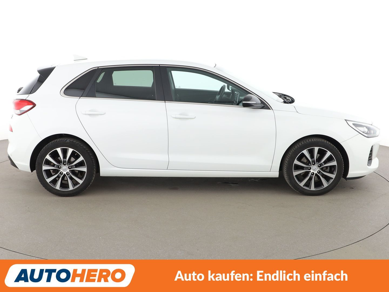 Hyundai i30 1.0 TGDI Intro*NAVI*TEMPO*PDC*SHZ*ALU*KLIMA* — photo 7