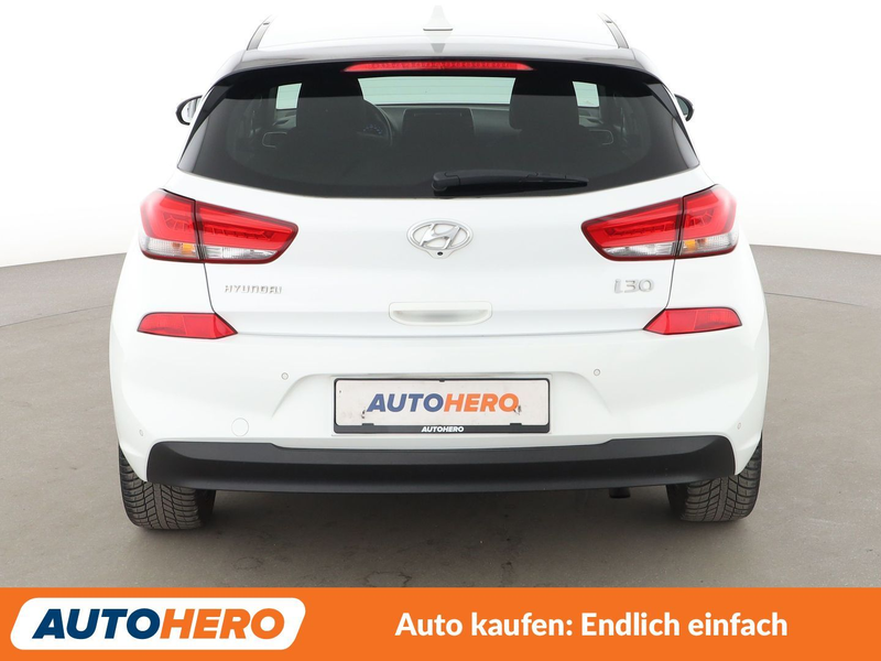 Hyundai i30 1.0 TGDI Intro*NAVI*TEMPO*PDC*SHZ*ALU*KLIMA* — photo 5