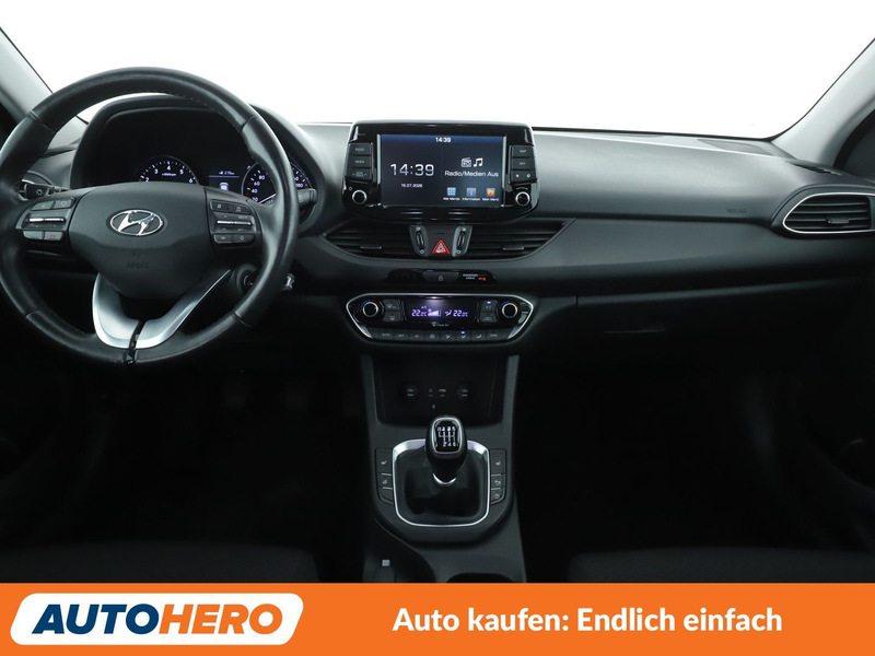 Hyundai i30 1.0 TGDI Intro*NAVI*TEMPO*PDC*SHZ*ALU*KLIMA* — photo 12