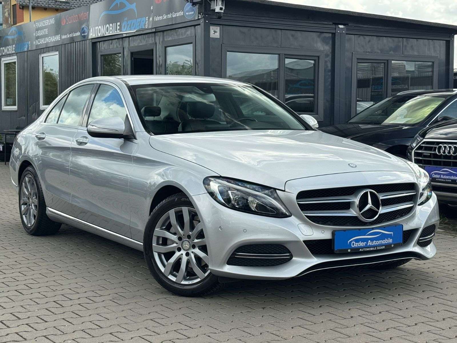 Mercedes-Benz C 180