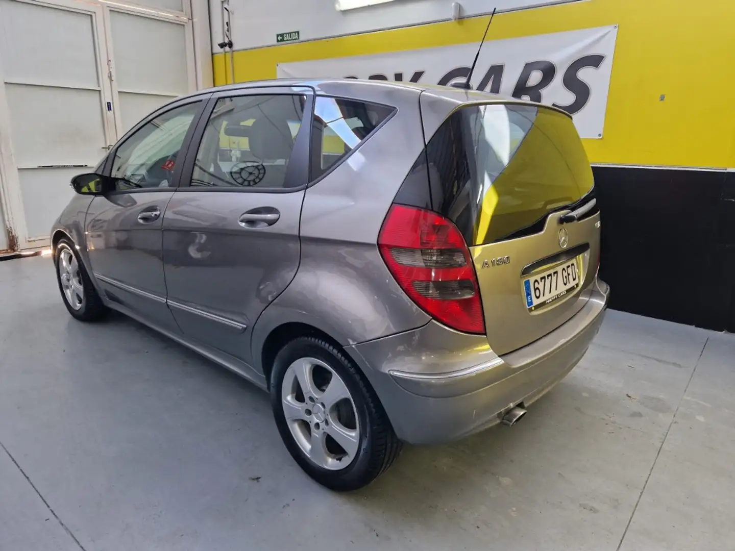 Mercedes-Benz A 180 180CDI Gris - 2