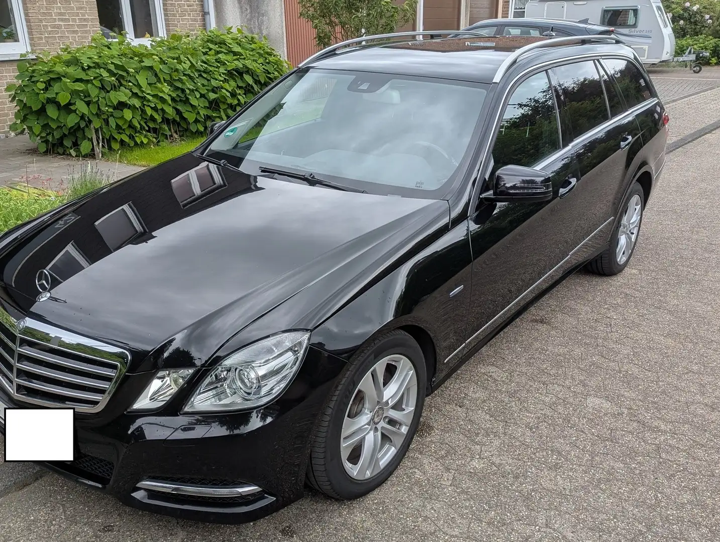 Mercedes-Benz E 250 E-Klasse T-Modell Diesel T CDI DPF BlueEFFICIENCY Schwarz - 2