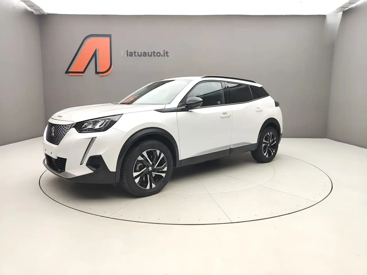 Peugeot e-2008