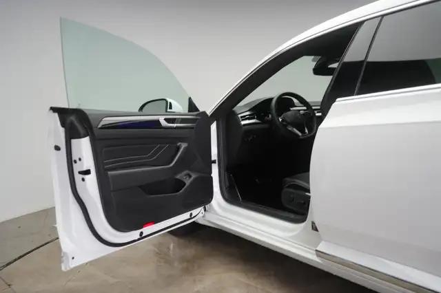 Volkswagen Arteon view 10