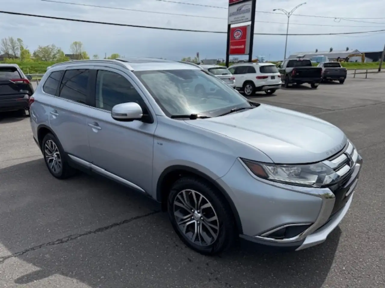 Mitsubishi Outlander fotografie Mitsubishi Outlander