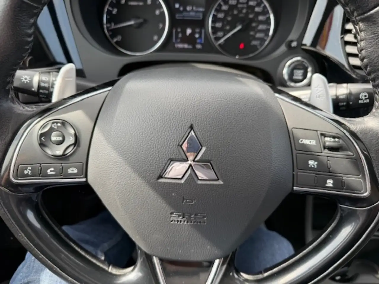 Mitsubishi Outlander fotografie Mitsubishi Outlander