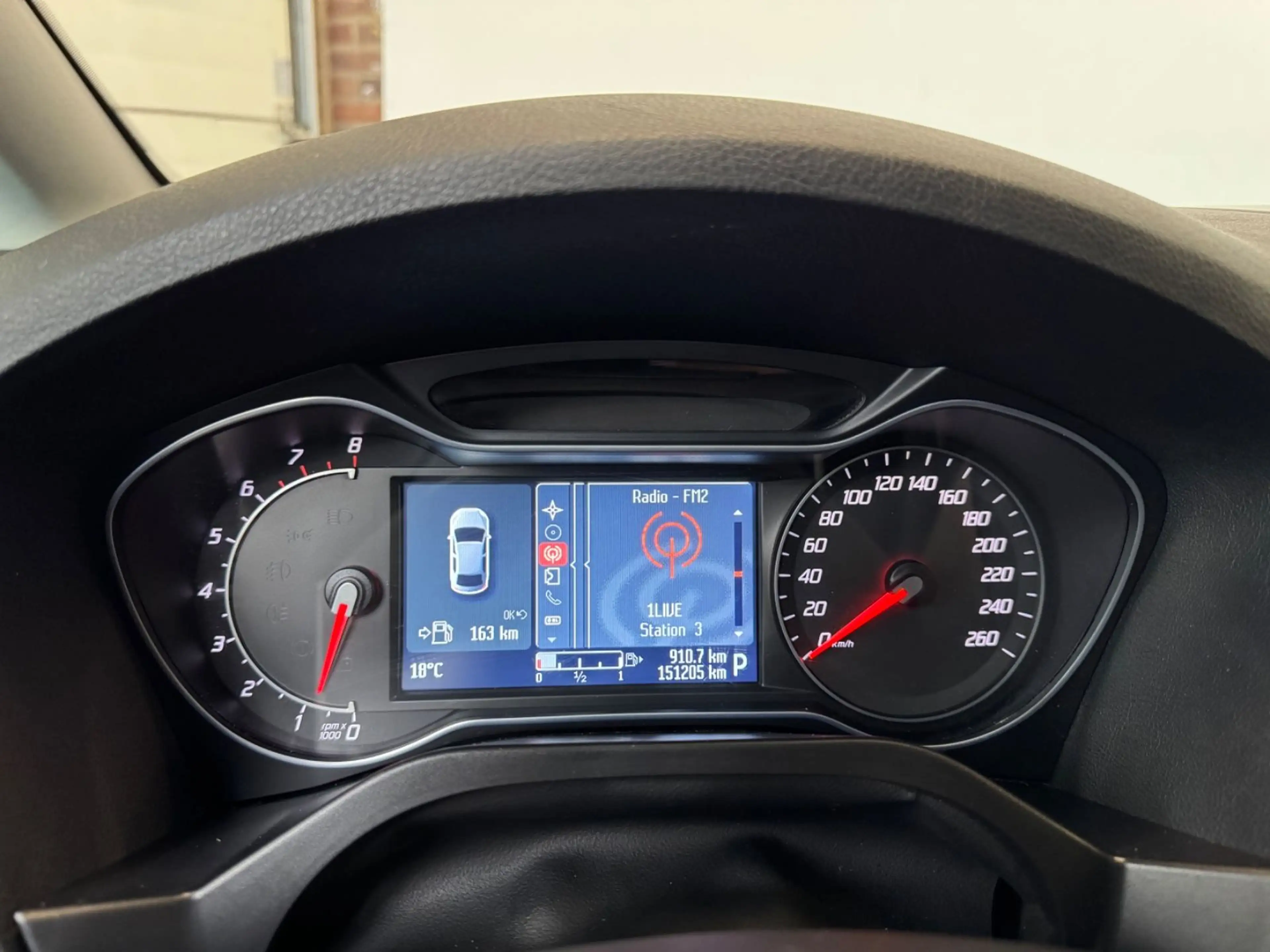 Ford S-Max S-MAX Titanium/Aut./7-Sitzer/Xenon/Nav./Pano — photo 9