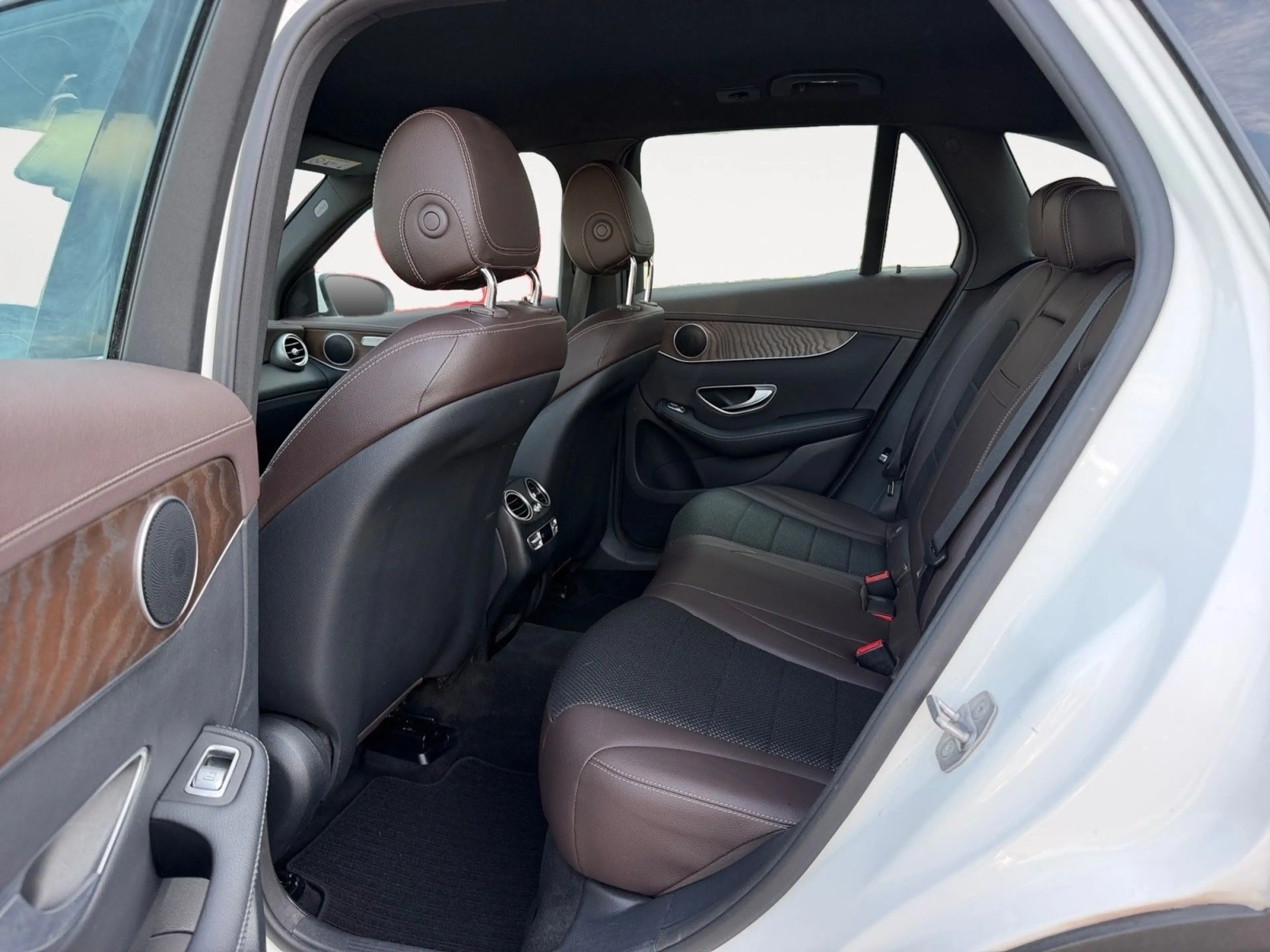 Mercedes-Benz GLC 250 4Matic AMG-Line 360Kamera LederNavi — photo 11