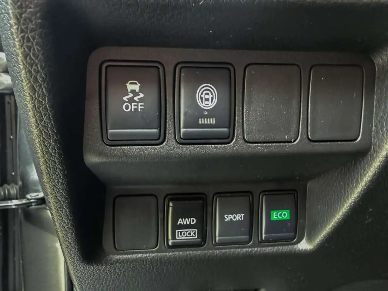 Nissan Qashqai снимка Nissan Qashqai