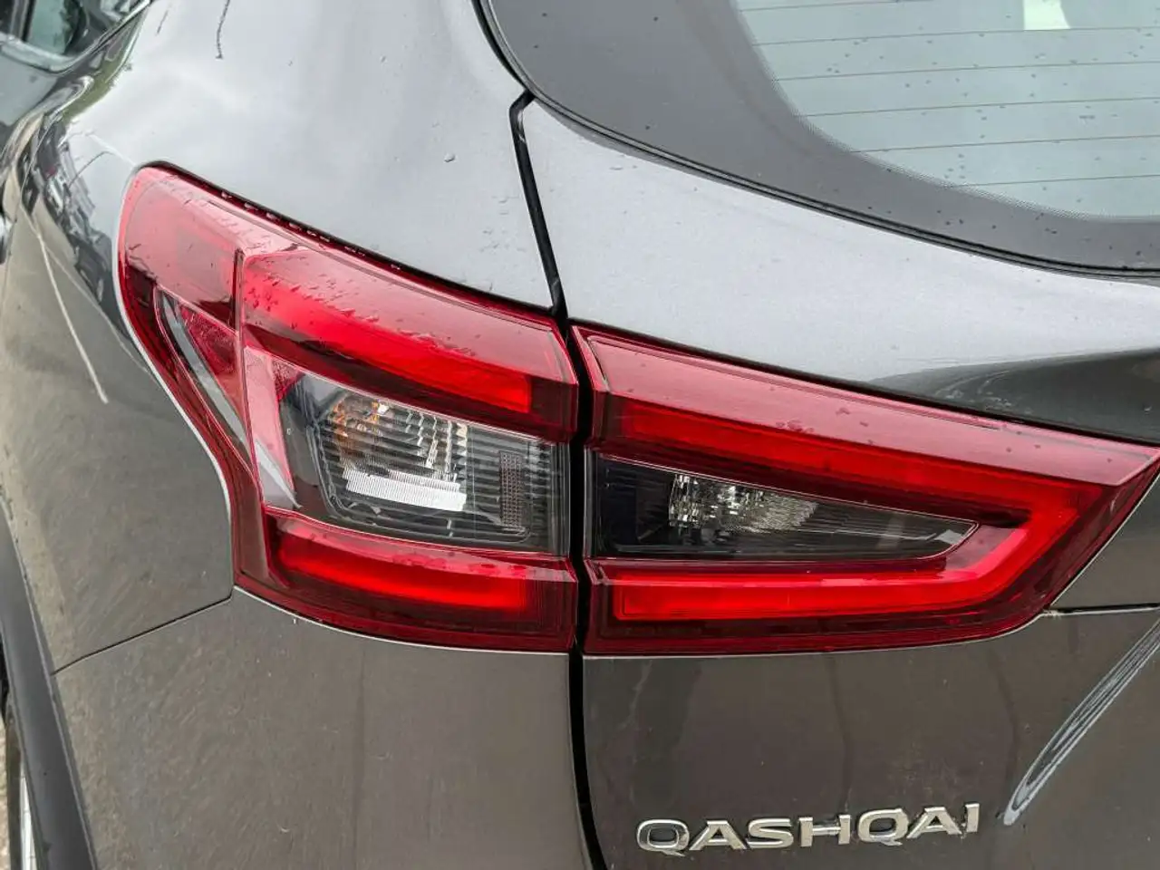 Nissan Qashqai снимка Nissan Qashqai