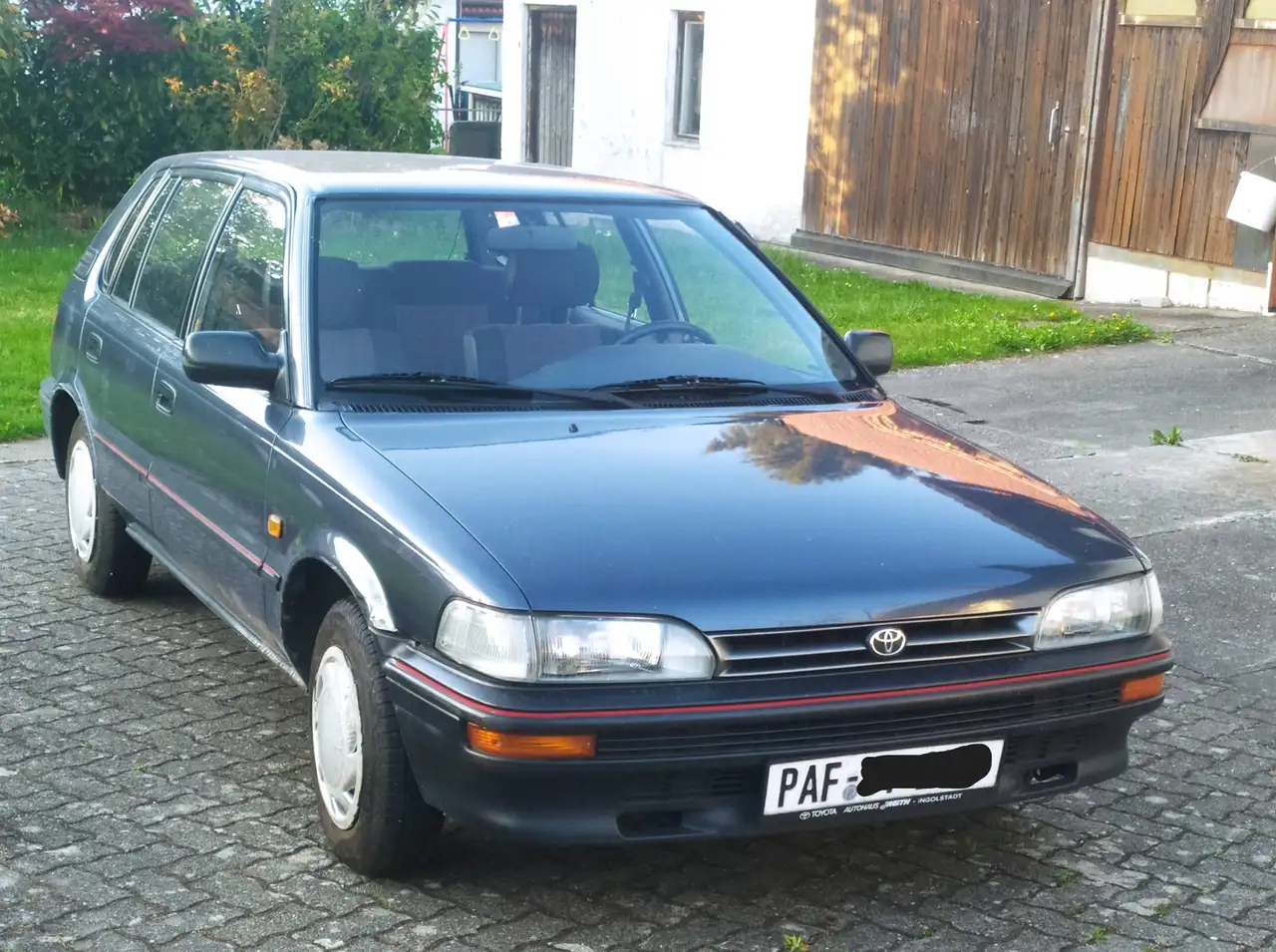 Toyota Corolla 1.3 XLi, foto 1