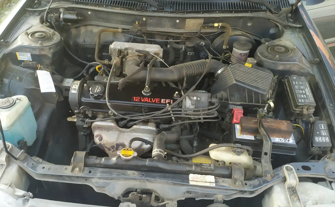 Toyota Corolla 1.3 XLi, foto 12