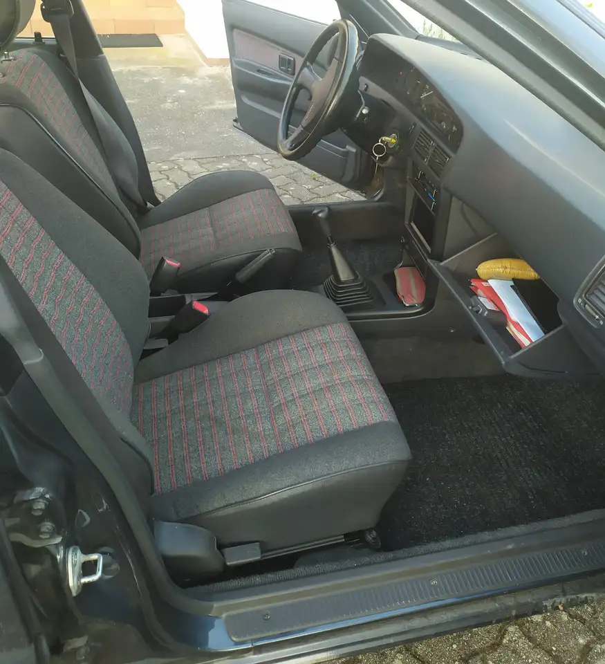 Toyota Corolla 1.3 XLi, foto 5