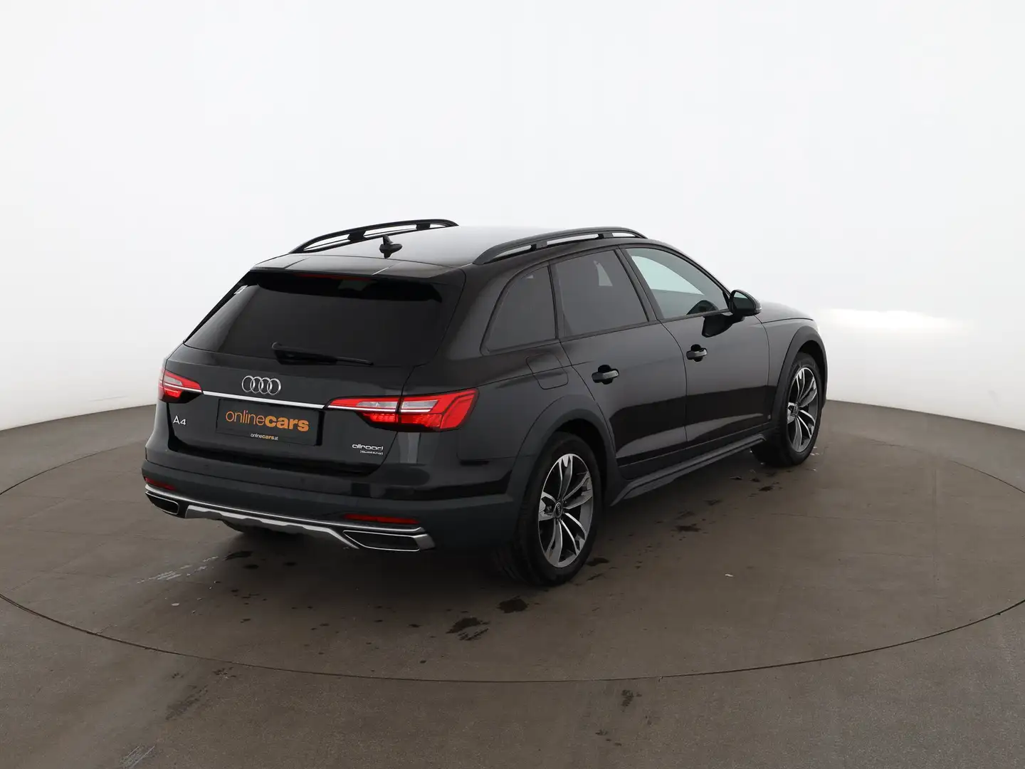 Audi A4 allroad 40 TDI quattro Aut LED AHK RADAR LEDER Schwarz - 2
