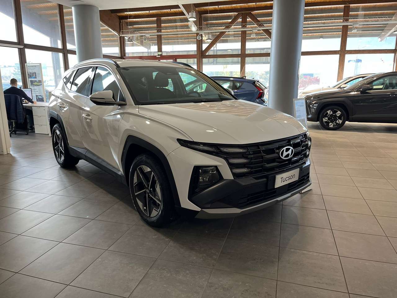 Hyundai TUCSON PE 1.6TGDI MT 48V BUSINESS