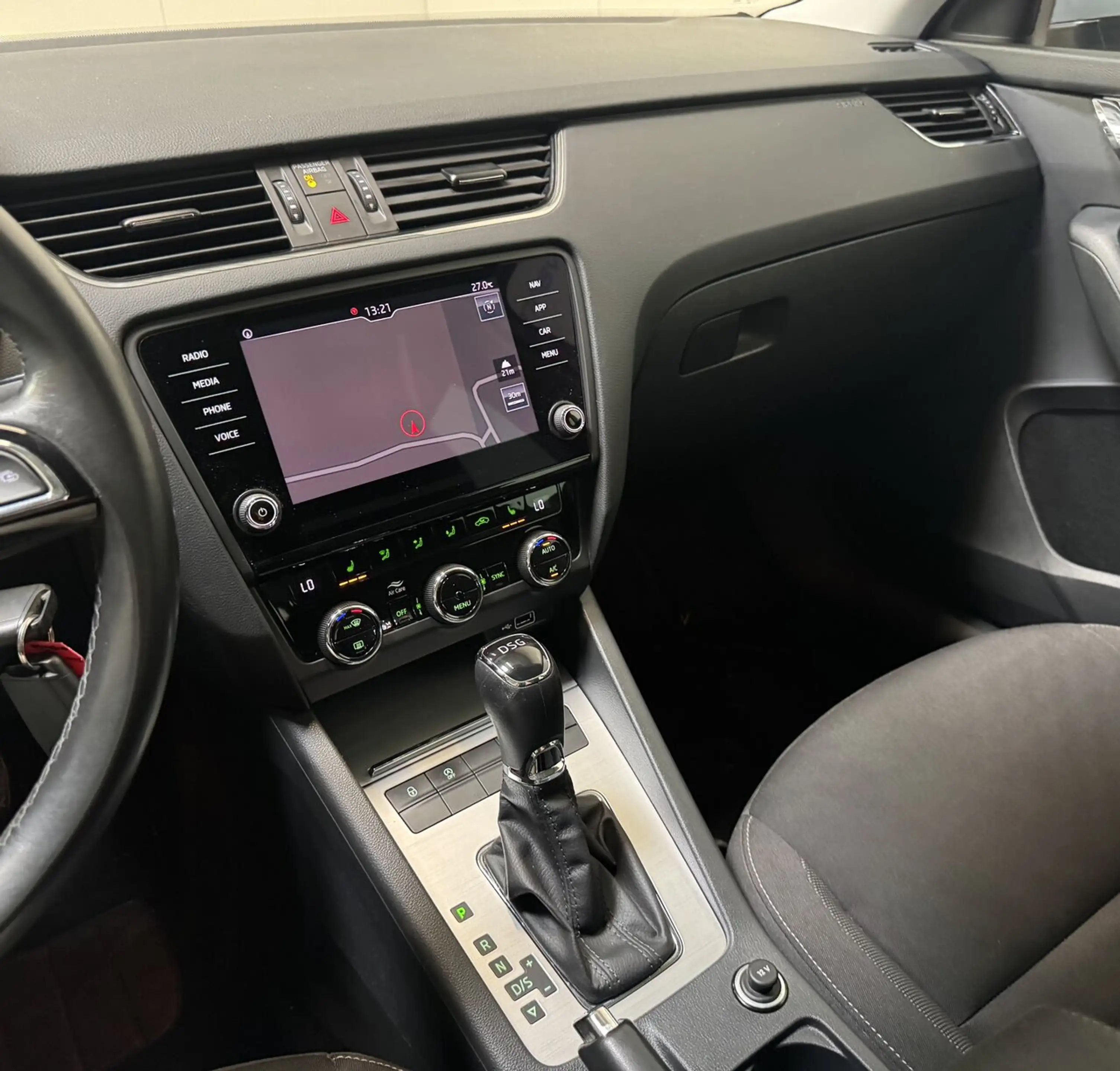 Skoda Octavia 1.5 CNG Benzine Autom. - Airco - GPS - Topstaat! — photo 12