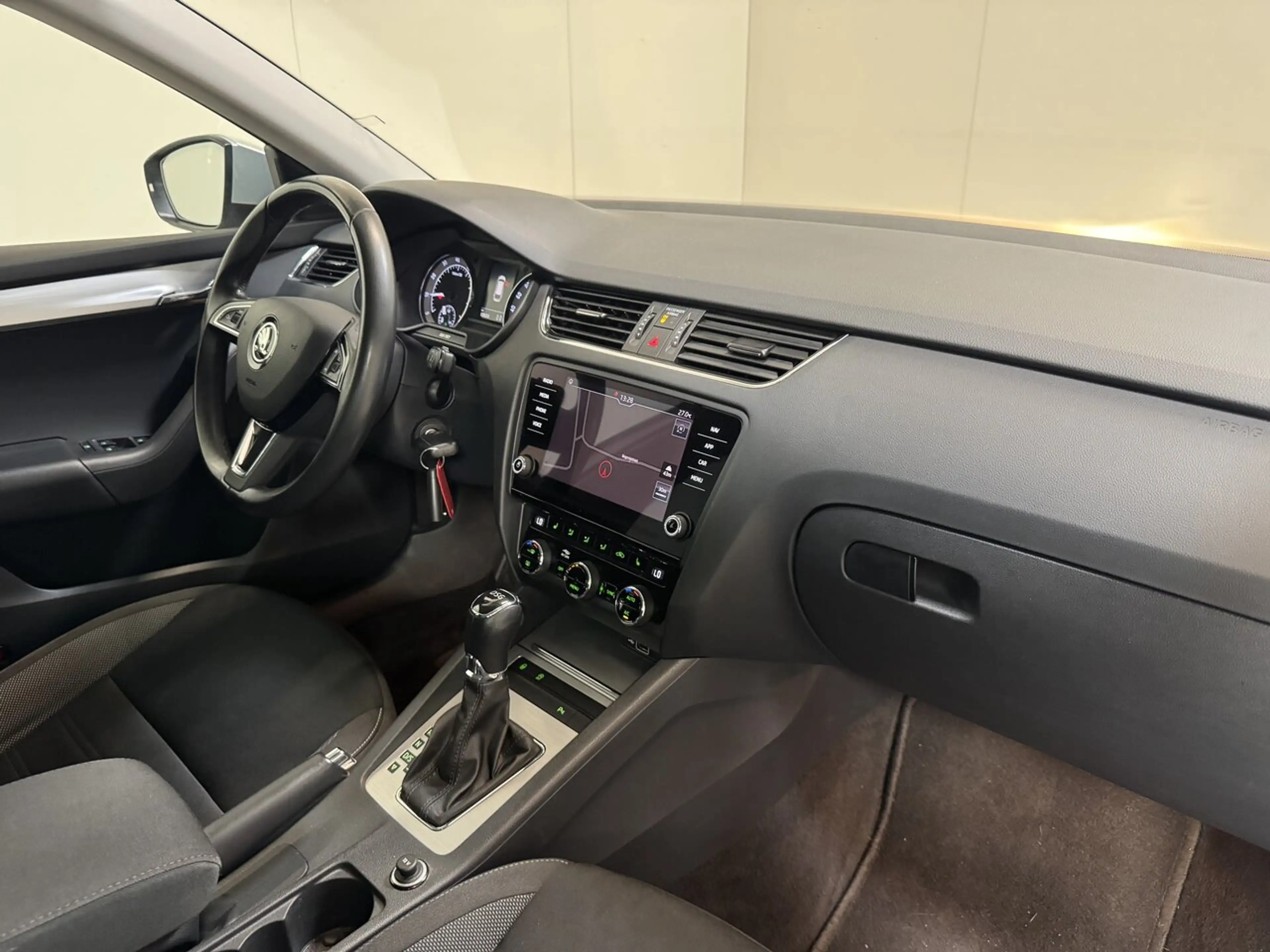 Skoda Octavia 1.5 CNG Benzine Autom. - Airco - GPS - Topstaat! — photo 13