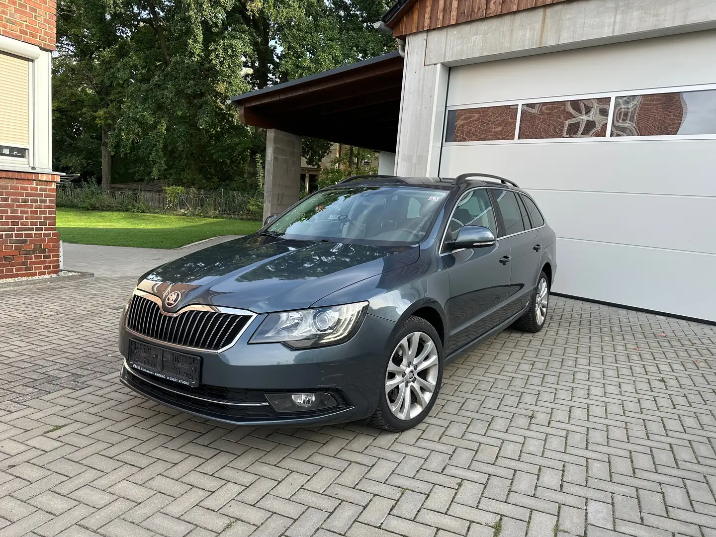Skoda Superb Exclusive - 1