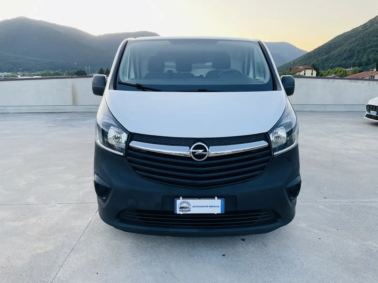 Opel Vivaro 125 CV EURO 6B Bianco - 2