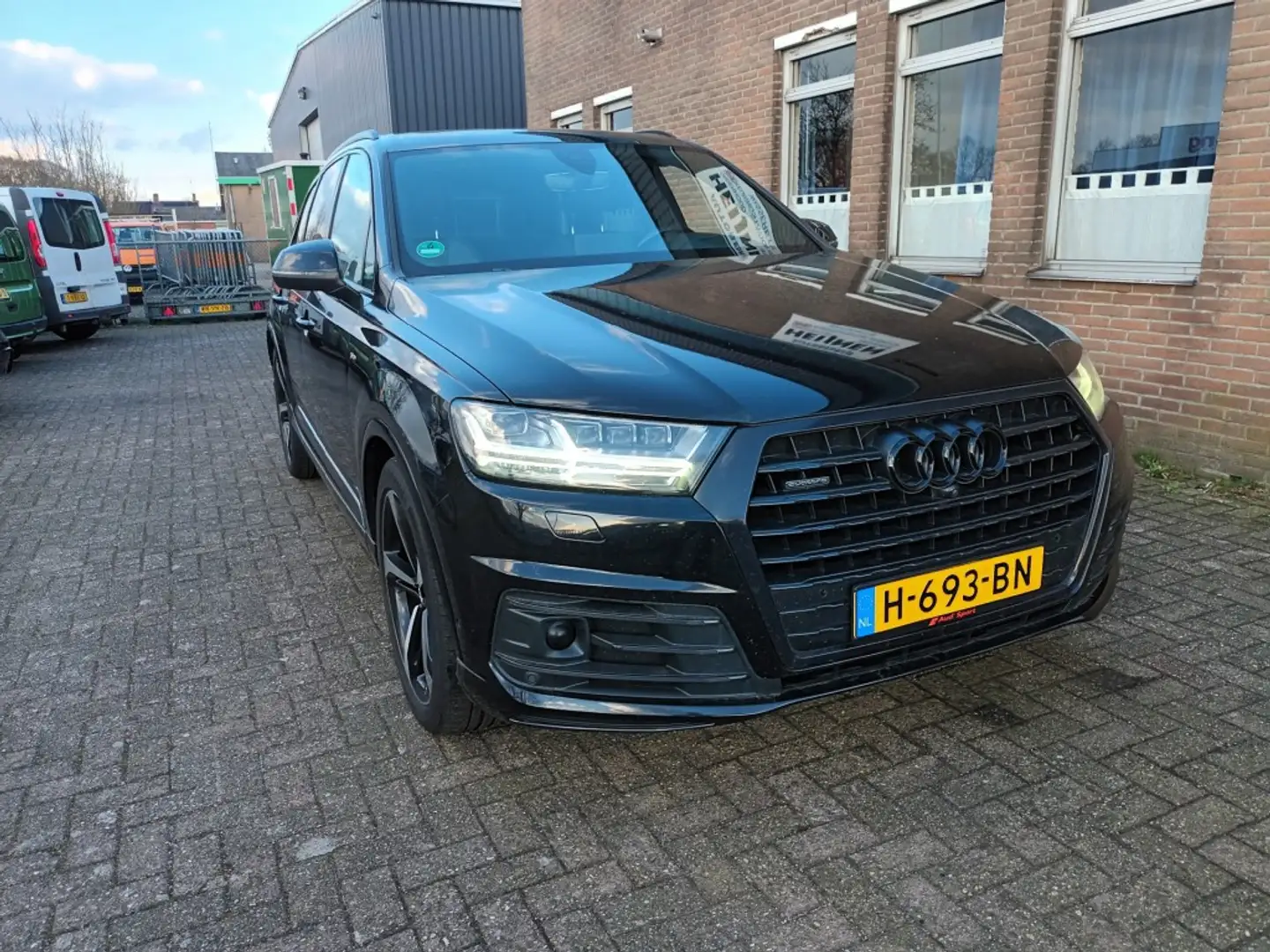 Audi Q7 3.0 TDI Q. S L ED. Zwart - 1