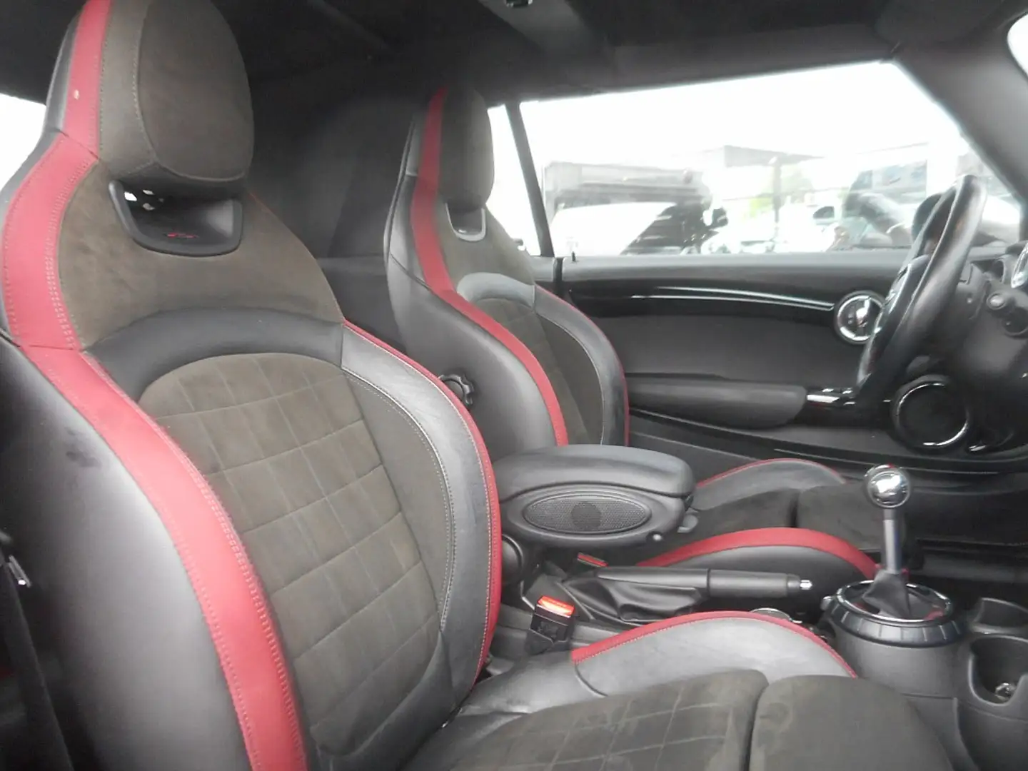 MINI John Cooper Works Cabrio MINI John Cooper Works Cabrio - 2